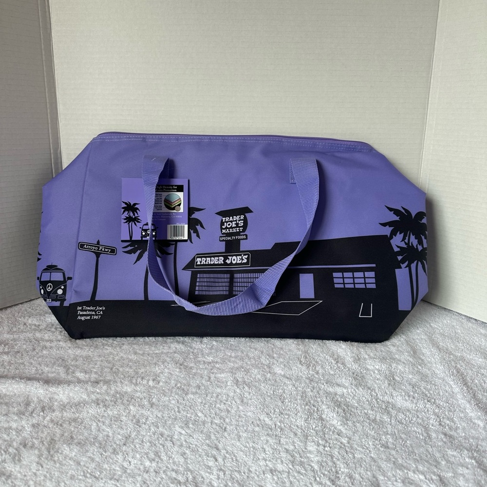 NWT Traders Joe’s Large Insulated Cold Bag